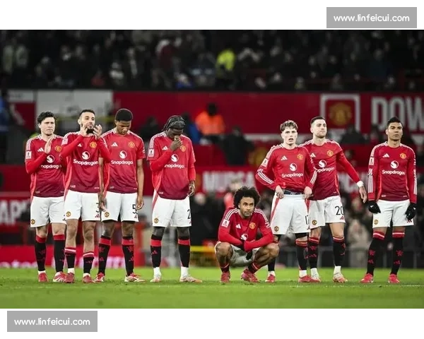 曼联主场迎战巴伦西亚欧战较量看点全解析阵容走势与胜负关键前瞻